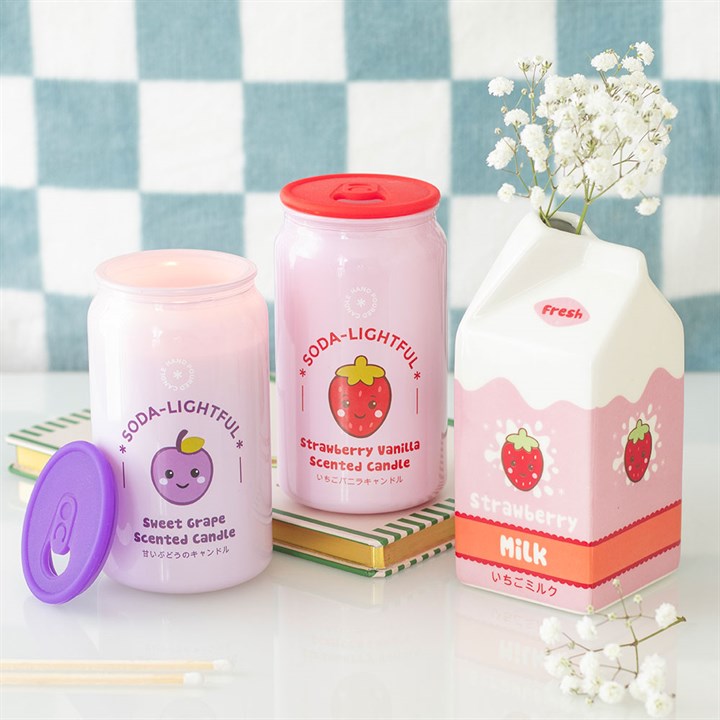 Strawberry Vanilla Soda Can Candle - Image 5